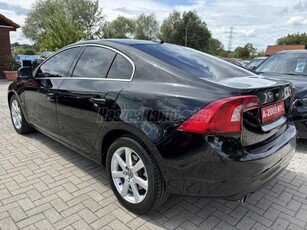 VOLVO S60 2.0 D [D2] Momentum Geartronic Megkímélt szép állapotban!!