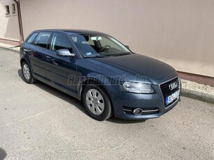 AUDI A3 1.6 TDI Ambition DPF