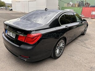 BMW 750iL (Automata)