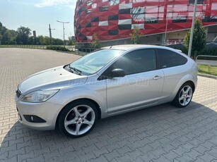 FORD FOCUS 1.8 FFV Collection