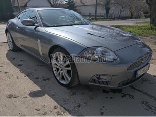 JAGUAR XKR 4.2L V8 Coupe (Automata) supercharged