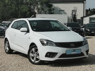 KIA PRO CEE'D 1.4 LX Navi+Kamera+Radar+Ülésfűtés+Alufelni+