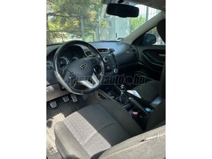 KIA PRO CEE'D 1.6 CRDi HP EX