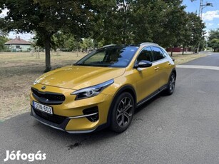 KIA Xceed 1.4 T-GDI Platinum DCT Magyar. Első t...