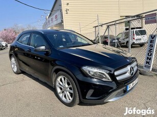 Mercedes-Benz GLA 220 d Urban 4Matic 7G-DCT Aut...