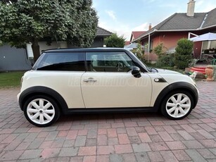 MINI MINI COOPER 1.6 D (Automata)