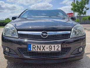 OPEL ASTRA H 1.6 GTC Cosmo