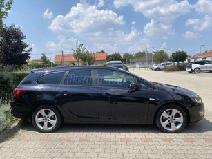 OPEL ASTRA J Sports Tourer 1.7 CDTI Start-Stop Sport Megkímélt állapotban