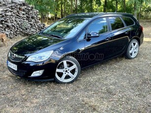 OPEL ASTRA J Sports Tourer 2.0 CDTI Cosmo