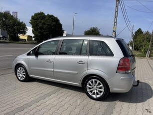 OPEL ZAFIRA B 1.8 Essentia /Navi/Tempomat/Ülésfűtés/Vonóhorog/Multikormány/Alufelni/