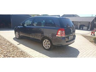 OPEL ZAFIRA B 2.2 Cosmo (Automata)