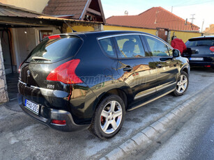 PEUGEOT 3008 1.6 HDi Premium