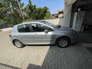 PEUGEOT 307 1.4 16V Presence