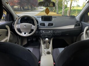 RENAULT FLUENCE 1.6 Privilege