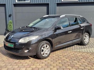 RENAULT MEGANE Grandtour 1.6 Dynamique FEKETE METÁL FÉNYEZÉS. SOK EXTRÁVAL FELSZERELT KITŰNŐ ÁLLAPOTÚ KOMBI. KÉT KULCS