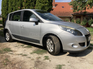 RENAULT SCENIC Scénic 1.6 16V Dynamique