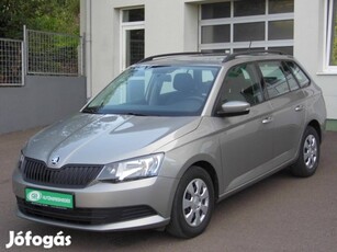 Skoda Fabia Combi 1.0 TSI Ambition Szervizkönyv...