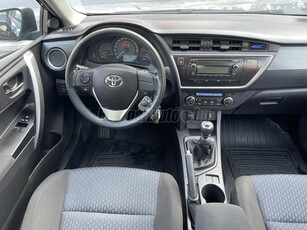 TOYOTA AURIS 1.4 D-4D Lounge MAGYARORSZÁGI !!! 146000 KM.!!!