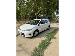 TOYOTA AURIS Touring Sports 1.33 Active