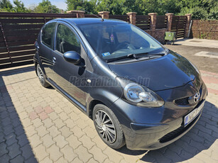 TOYOTA AYGO 1.0 AC