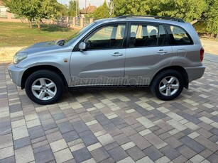 TOYOTA RAV 4 Rav4 2.0 D-4D 4x4 207.000km