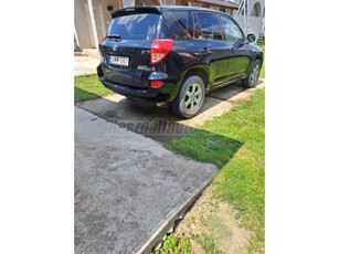 TOYOTA RAV 4 Rav4 2.2 D-4D 4x4