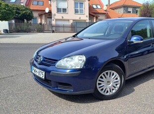 Volkswagen Golf V 1.6 FSI Comfortline Tempomat...