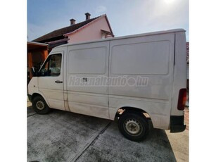 VOLKSWAGEN LT 32 RT 2.5 TDI