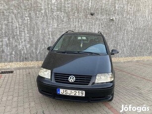 Volkswagen Sharan 1.9 PD TDI Highline