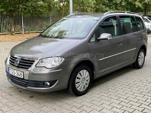 VOLKSWAGEN TOURAN 2.0 PD TDI Goal Vezetett szervizkönyv . sok extra !