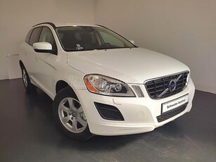 VOLVO XC60 2.0 D [D3] Kinetic FWD