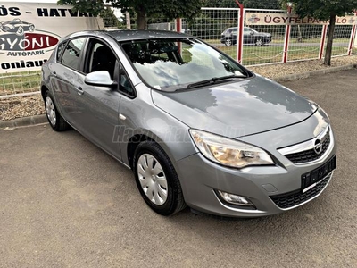 OPEL ASTRA J 1.4 Enjoy