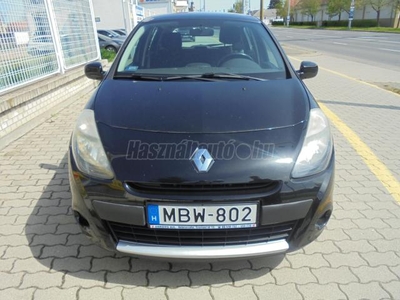 RENAULT CLIO 1.2 16V Authentique