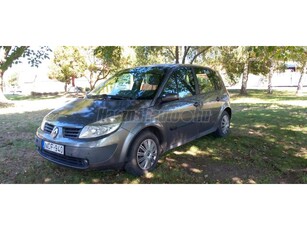 RENAULT SCENIC Grand Scénic 1.5 dCi Privilege