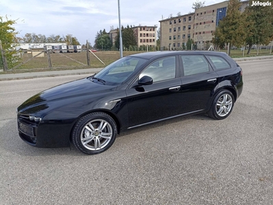 ALFA Romeo 159 SW 1.9 JTD 16V Sportiva Szép. RO...