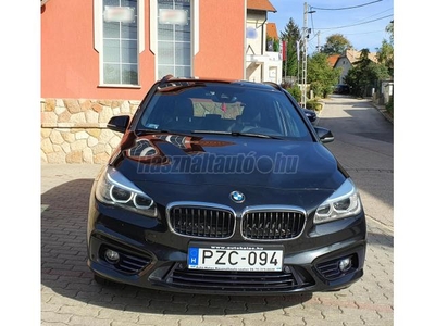 BMW 218d Sport (Automata) (7 személyes )