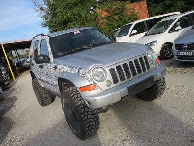 JEEP LIBERTY 2.8 Crdi 4x4 Aut. Off-Road