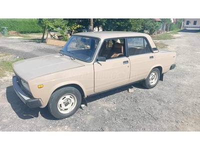 LADA 2105