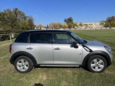 MINI COUNTRYMAN Cooper1.6 D ALL4