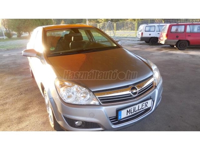 OPEL ASTRA H Sedan 1.6 Enjoy