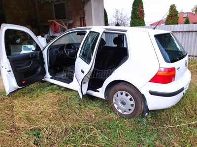 VOLKSWAGEN GOLF IV 1.4 Euro