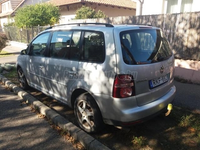 VOLKSWAGEN TOURAN CNG/BENZIN 2000cm3