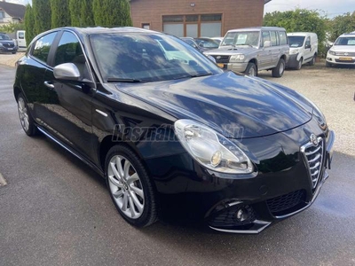 ALFA ROMEO GIULIETTA 1.6 JTDM-2 Distinctive V.SZ.KÖNYV LED 2X DIGIT KLÍMA ESP 140E KM