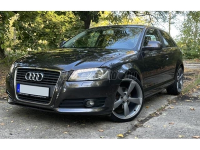 AUDI A3 1.6 TDI Attraction DPF Facelift. sok extra