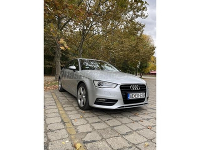 AUDI A3 2.0 TDI Attraction S-tronic DPF