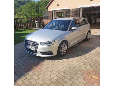 AUDI A3 Sportback 1.4 TFSI Attraction