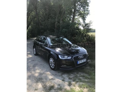 AUDI A3 Sportback 1.6 TDI Attraction