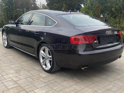 AUDI A5 Sportback 3.0 V6 TDI quattro S-tronic FULL S-LINE-SZERVIZKÖNYV