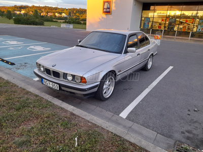 BMW 525