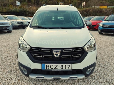 DACIA DOKKER 1.6 SCe Stepway S&S MAGYARORSZÁGI-1. TULAJ-SZERVIZKÖNYV-NAVIGÁCIÓ-RADAR-ALUFELNI!